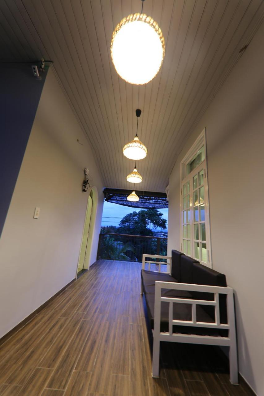 Hill Bungalow Hue Exterior photo